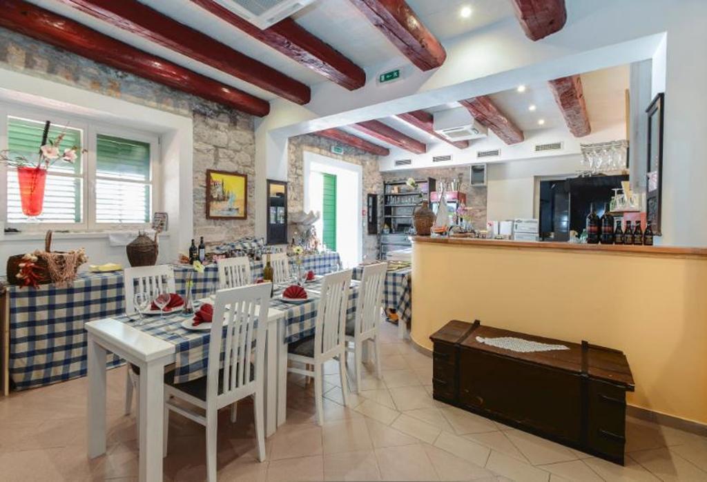 Centar Vodice Apartmani Exterior photo
