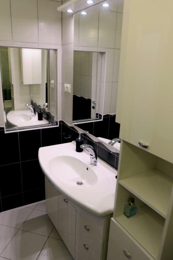 Centar Vodice Apartmani Room photo